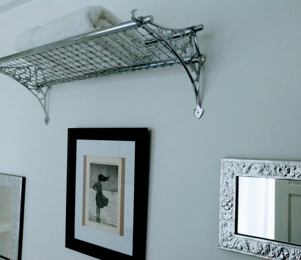 The Estate Koroit Boutique Hotel Room photo