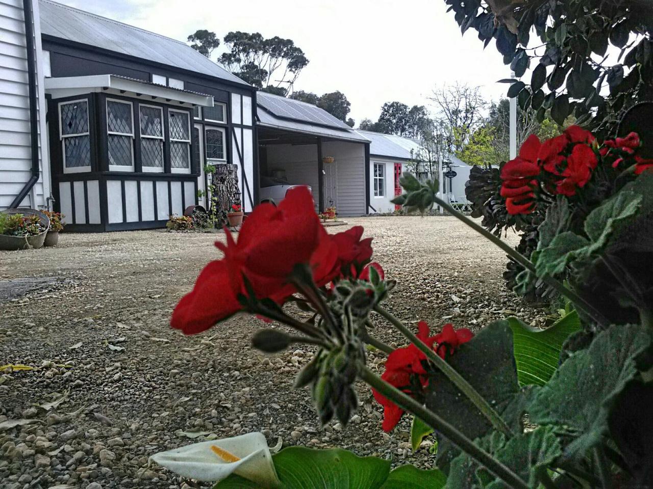 The Estate Koroit Boutique Hotel Exterior photo